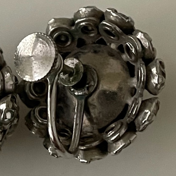Vintage Sparkly Paste Stone Earrings Screw Back Clear Antique Art - Picture 9 of 10